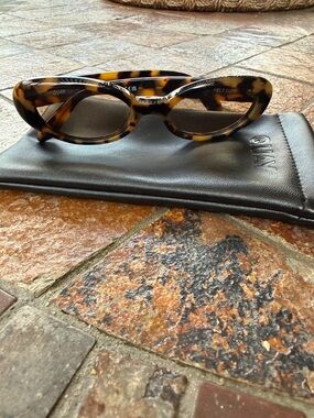 Quay Australia “Felt Cute”Tortoiseshell Oval Sunglasses - Brown/Black.